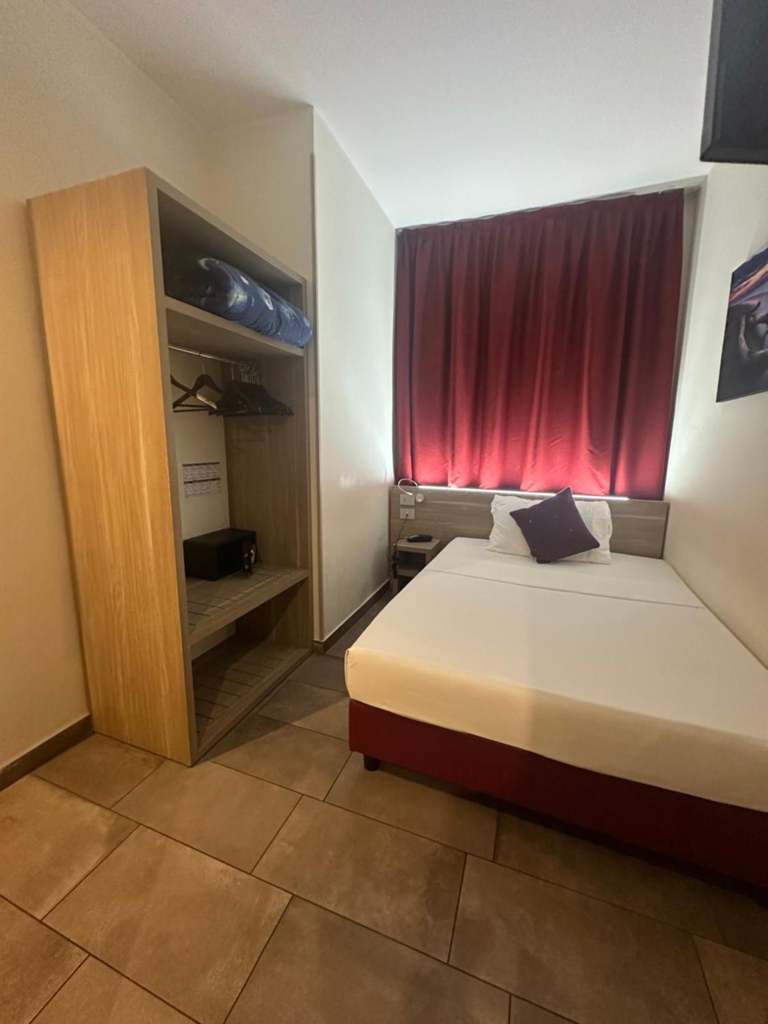 Quarto Individual Deluxe
